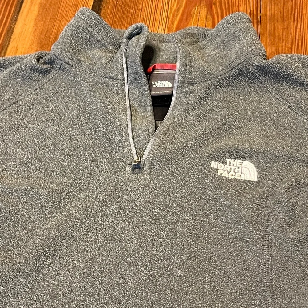 The North Face Mens TKA 100 Quarter Zip Fleece Pullover Gray Heather Jacket M